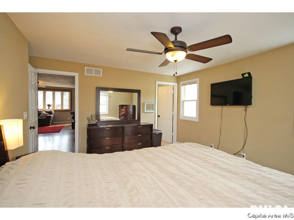 1609 South Walnut Street Springfield, IL 62704 - Photo 16 of 32