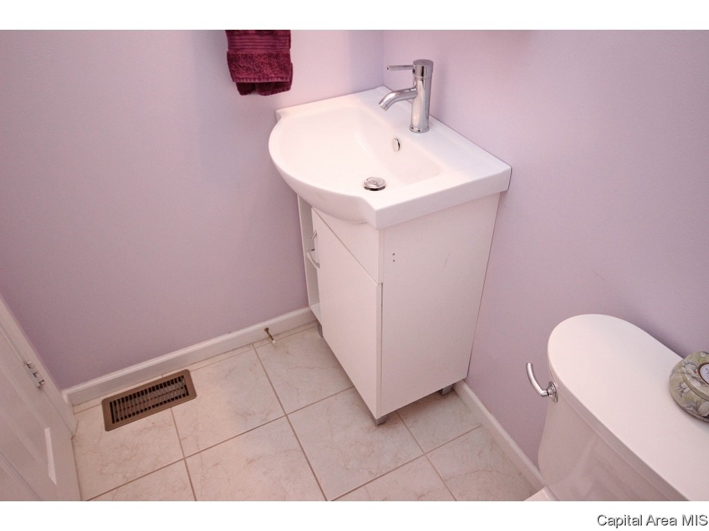1609 South Walnut Street Springfield, IL 62704 - Photo 23 of 32