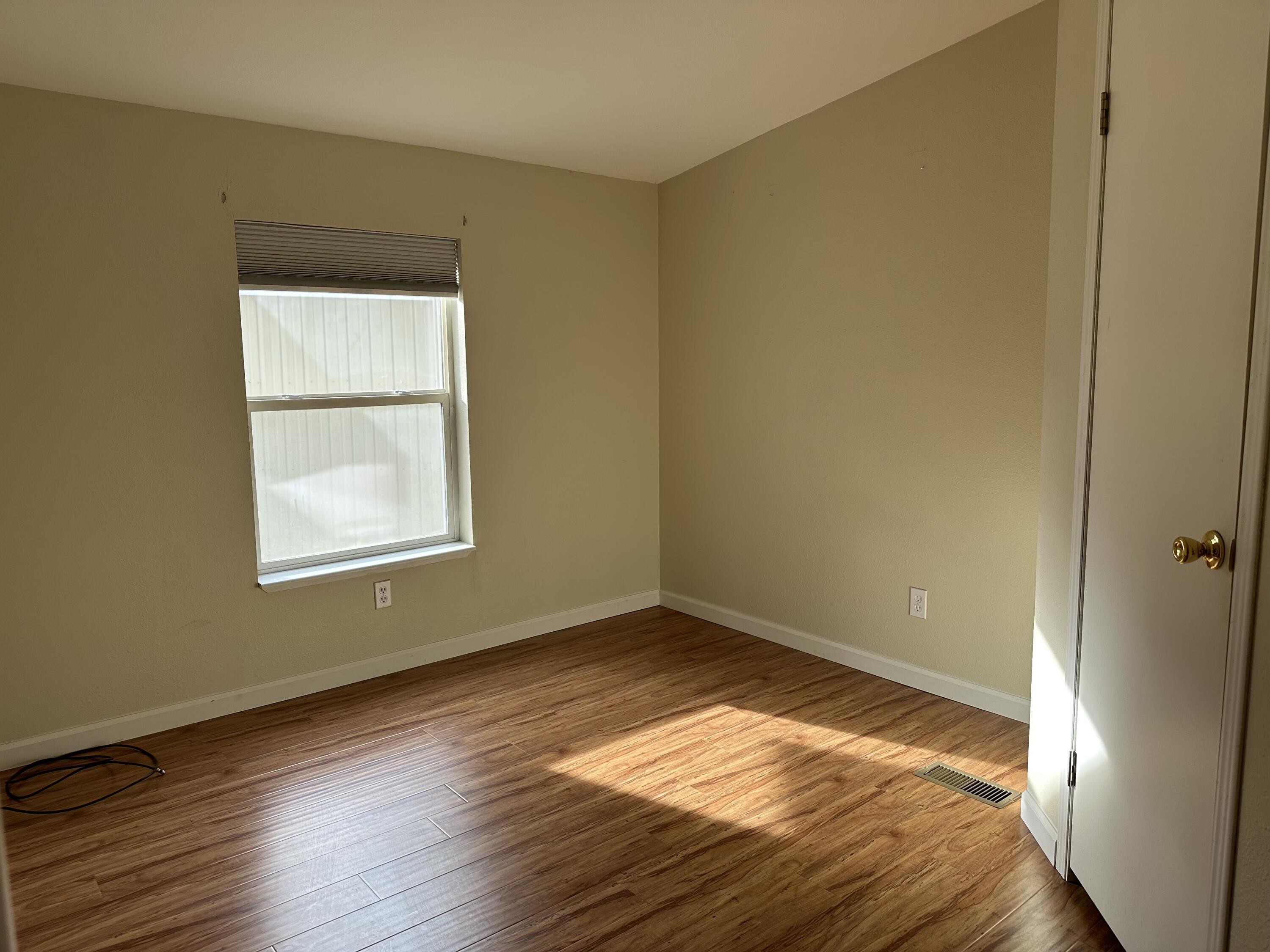 17672 Randy Court La Pine, OR 97739 - Photo 13 of 20 3rd bedroom