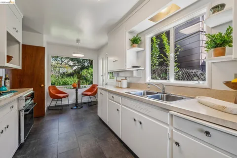 $1,199,000 | 1100 Miller Avenue, Berkeley, CA 94708