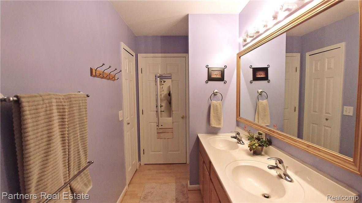 5371 Dutton Road Gregory, MI 48137 - Photo 27 of 72 Another View of Master Bath/with the two linen closets!