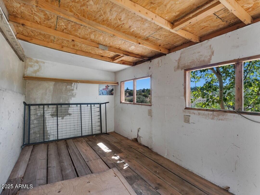 14050 East Ridge Way Dewey, AZ 86327 - Photo 29 of 42 029_detached shed bonusroom
