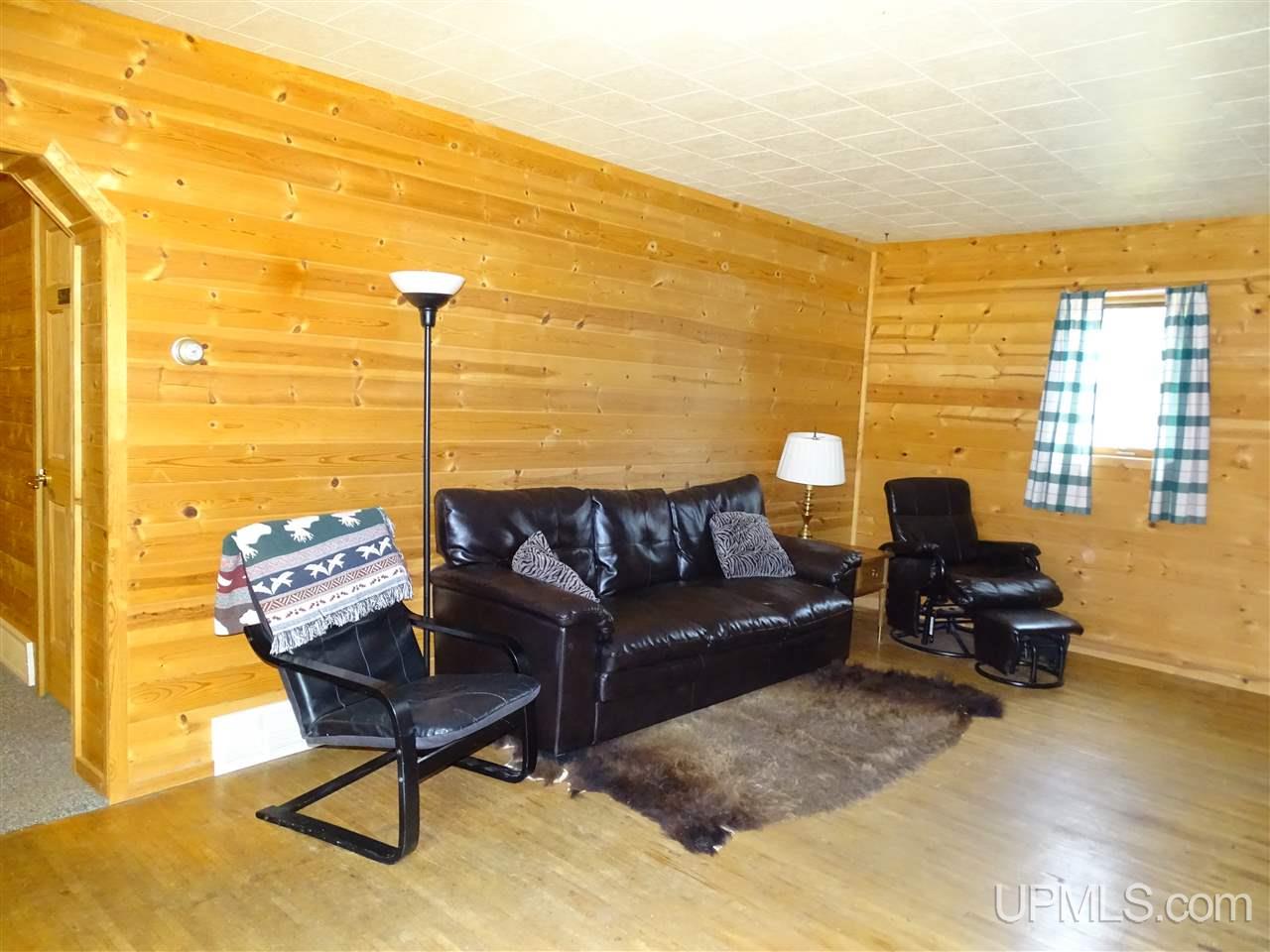 W8525 County Road North Niagara, WI 54151 - Photo 2 of 15 Gallery Image 2