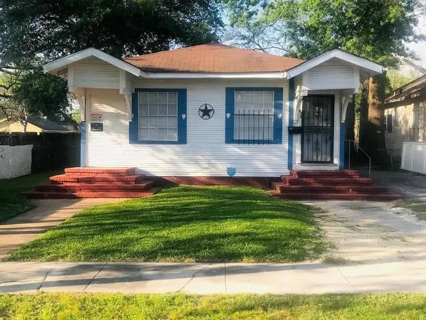 $151,000 | 616 Elgie Street, Beaumont, TX 77705