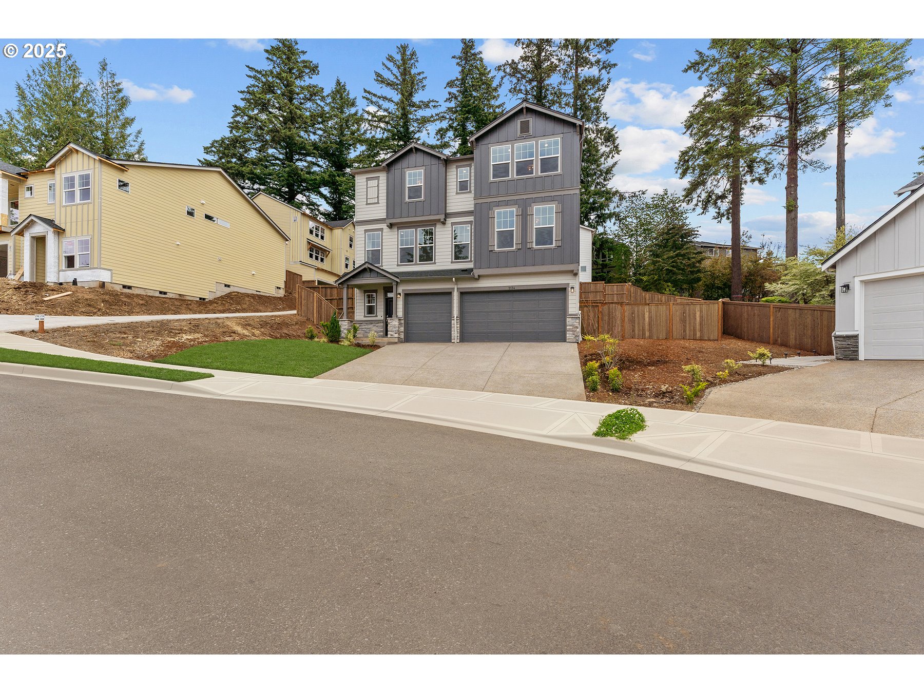 2134 Eleanor Road West Linn, OR 97068 - Photo 3 of 30