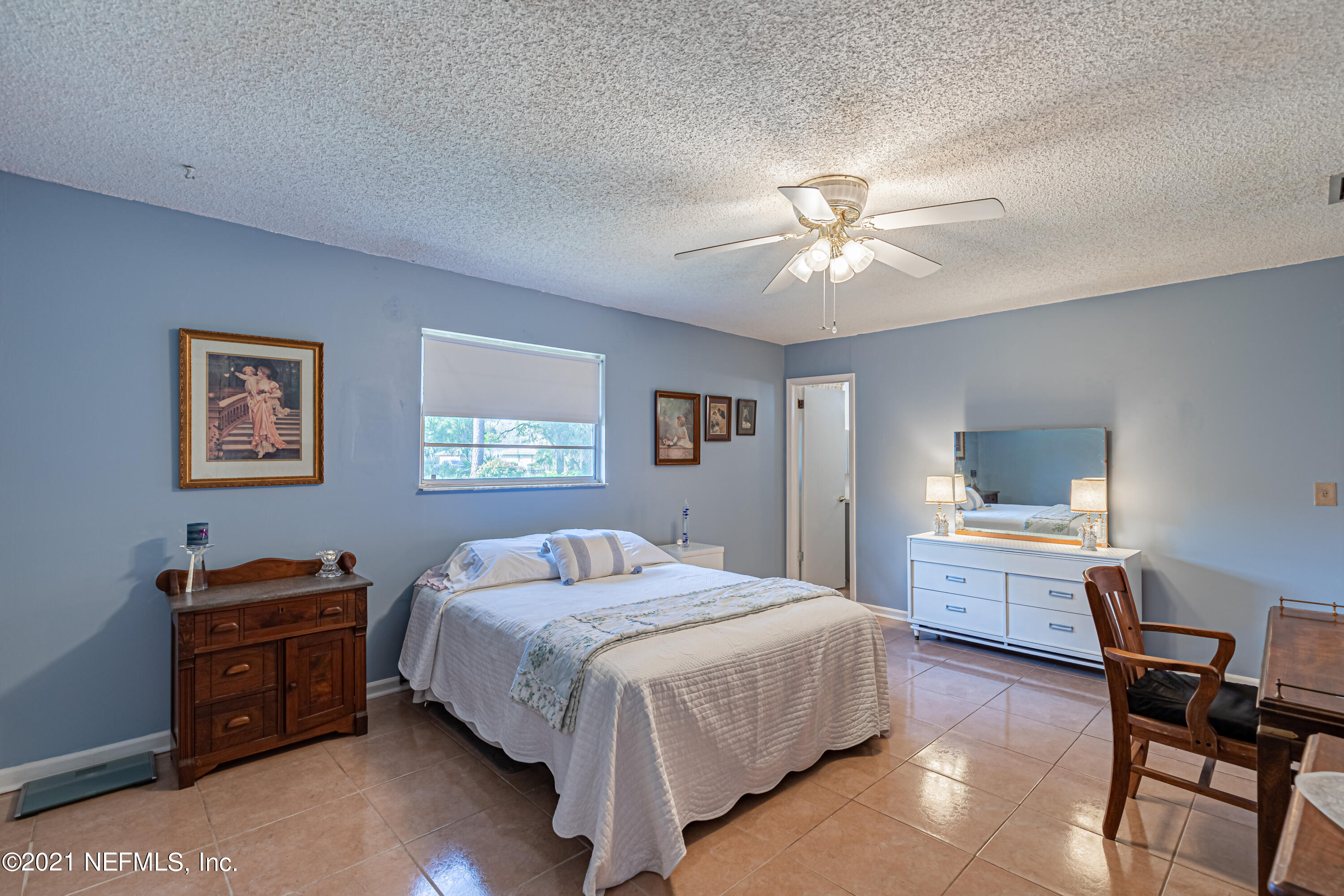 6156 Duclay Road Jacksonville, FL 32244 - Photo 11 of 38 OWNER'S BEDROOM