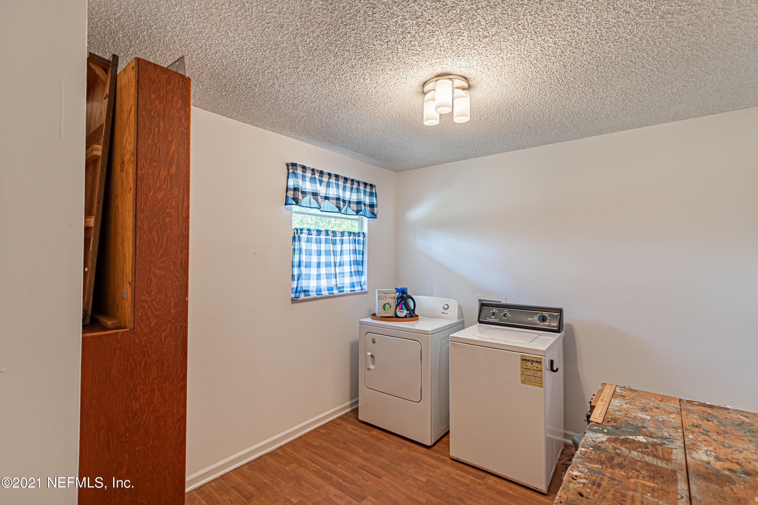 6156 Duclay Road Jacksonville, FL 32244 - Photo 15 of 38 OFFICE/LAUNDRY ROOM