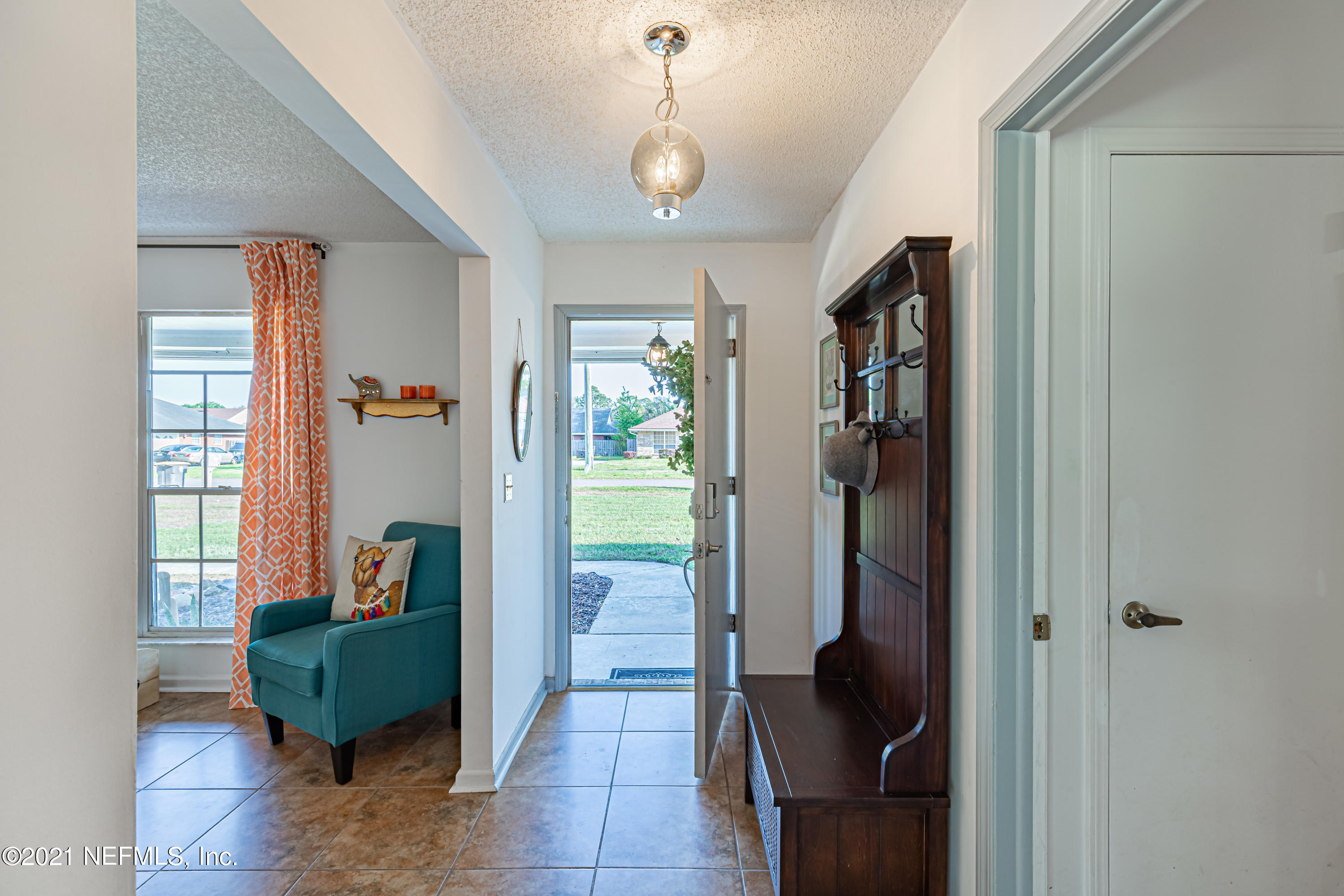 6156 Duclay Road Jacksonville, FL 32244 - Photo 23 of 38 FRONT ENTRY & FOYER