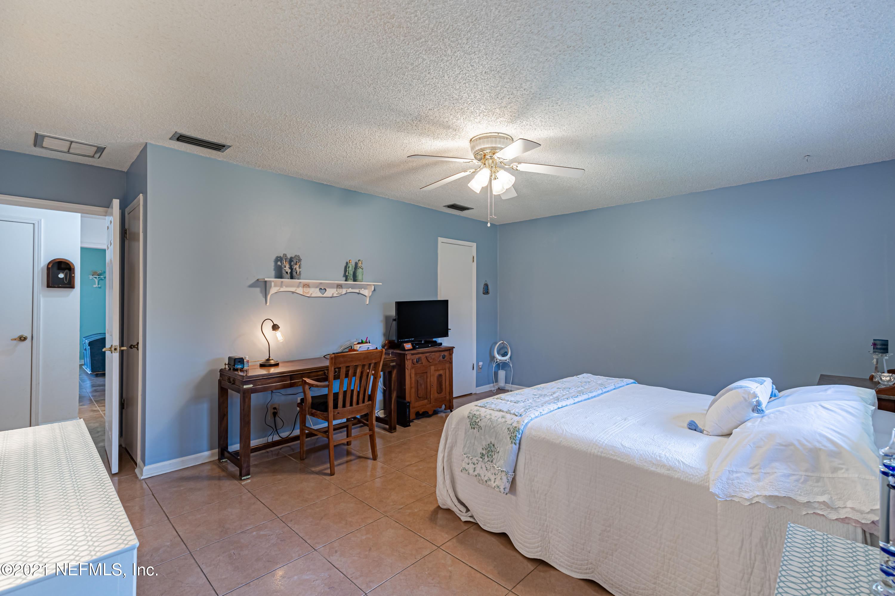 6156 Duclay Road Jacksonville, FL 32244 - Photo 33 of 38 OWNER'S BEDROOM