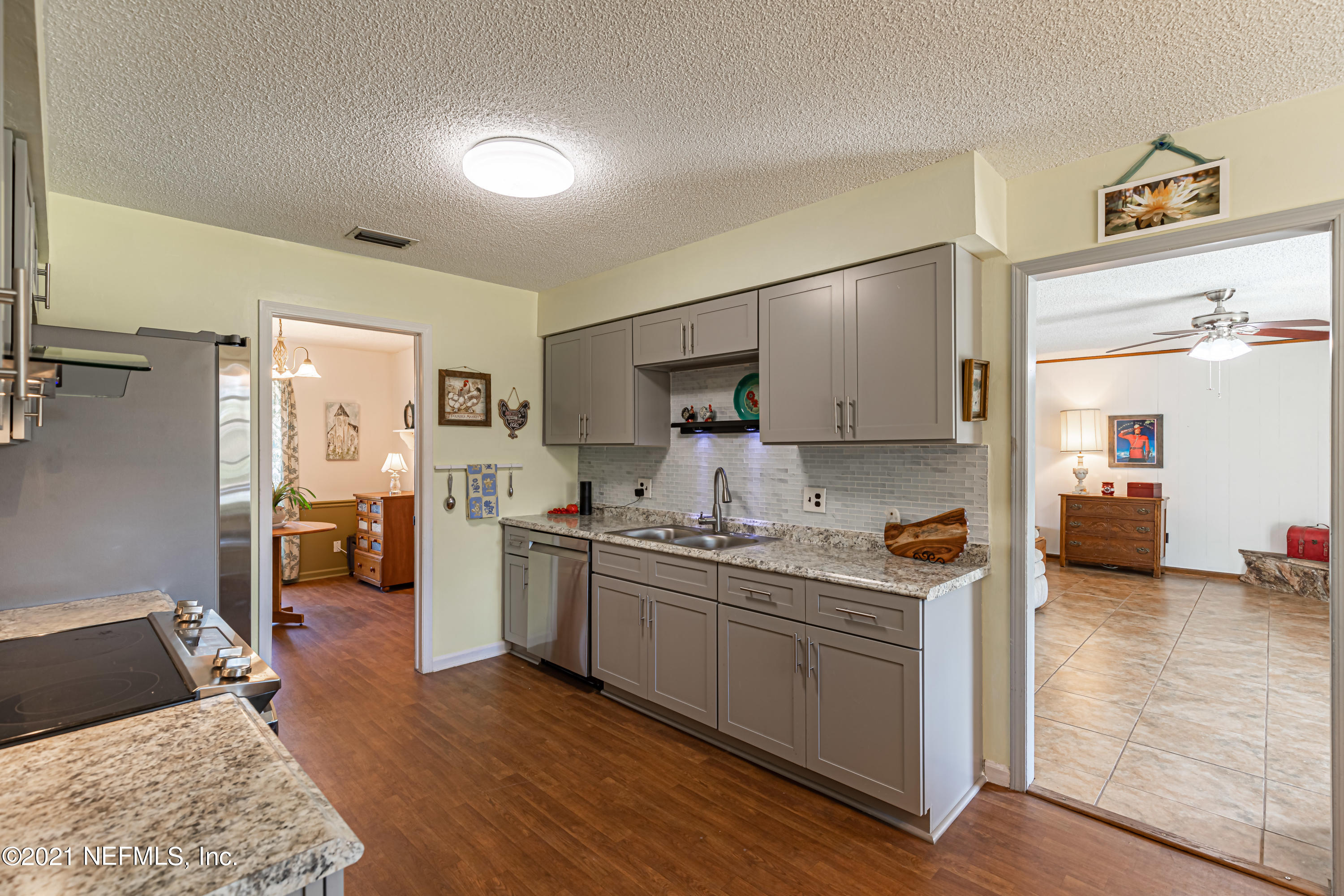 6156 Duclay Road Jacksonville, FL 32244 - Photo 7 of 38 KITCHEN & FAMILY ROOM ENTRY