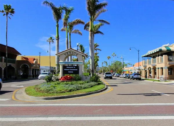 $499,900 | 195 Inlets Boulevard, Unit 195, Nokomis, FL 34275