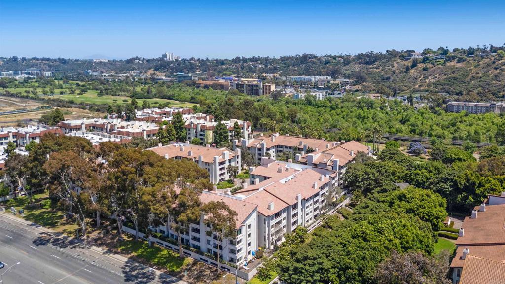 5705 Friars Road, Unit 11 San Diego, CA 92110 - Photo 14 of 37