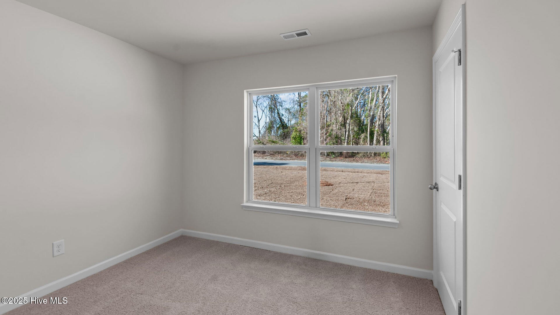 301 Gray Street La Grange, NC 28551 - Photo 3 of 23 301 Gray Street