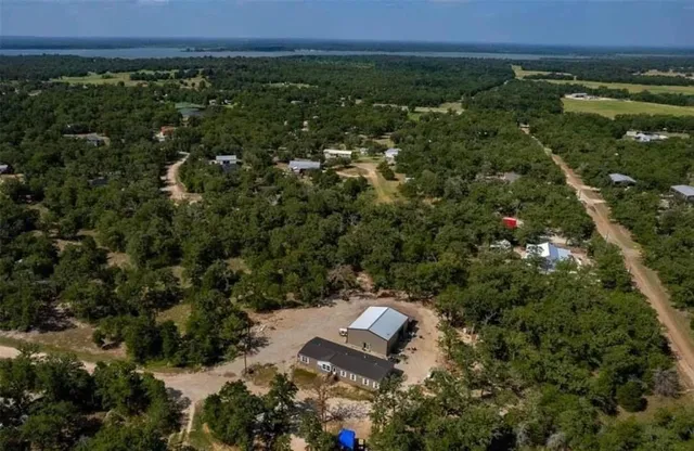 $525,000 | 100 Patriots Place, Somerville, TX 77879