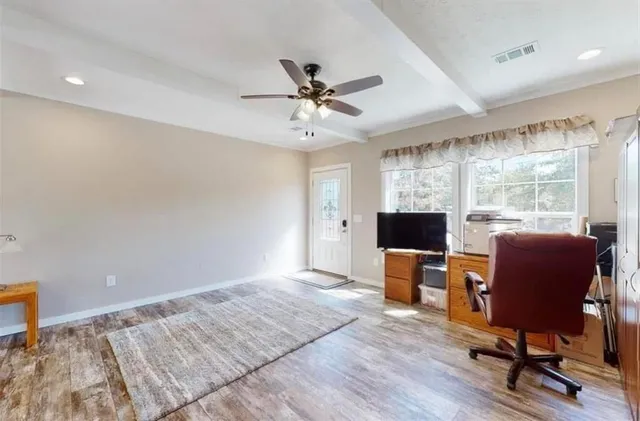 $525,000 | 100 Patriots Place, Somerville, TX 77879