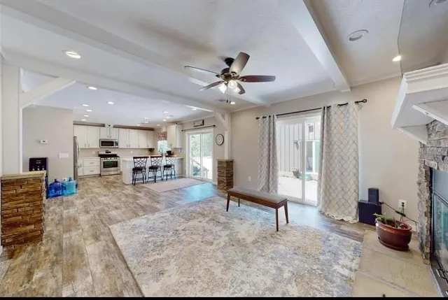 $525,000 | 100 Patriots Place, Somerville, TX 77879