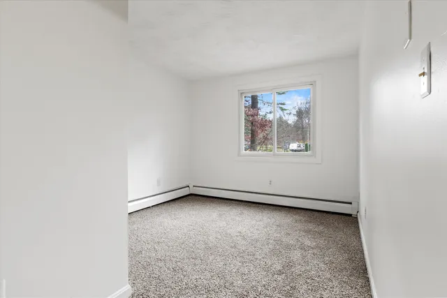 $519,900 | 8 Iroquois Circle, Londonderry, NH 03053