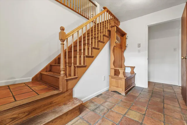 $519,900 | 8 Iroquois Circle, Londonderry, NH 03053