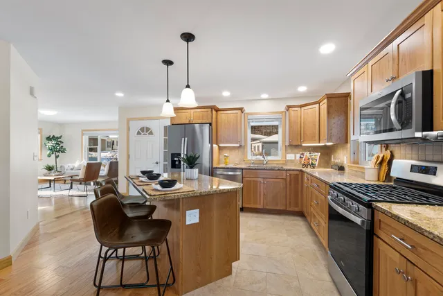 $560,000 | 162 Buttonwood Drive, Brattleboro, VT 05301