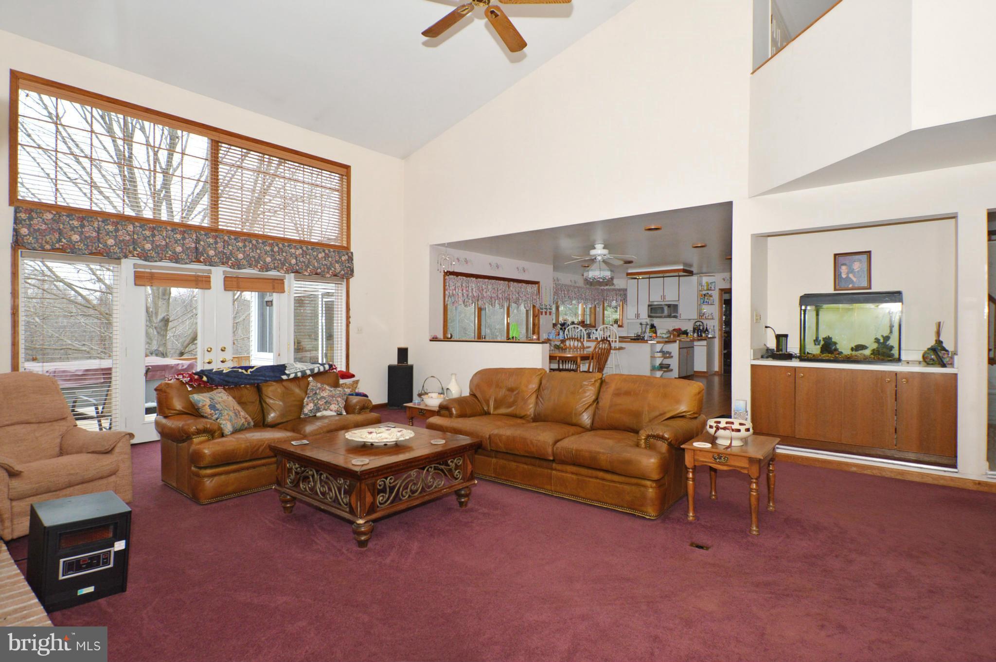 14214 Robcaste Road Phoenix, MD 21131 - Photo 7 of 30 Family Room