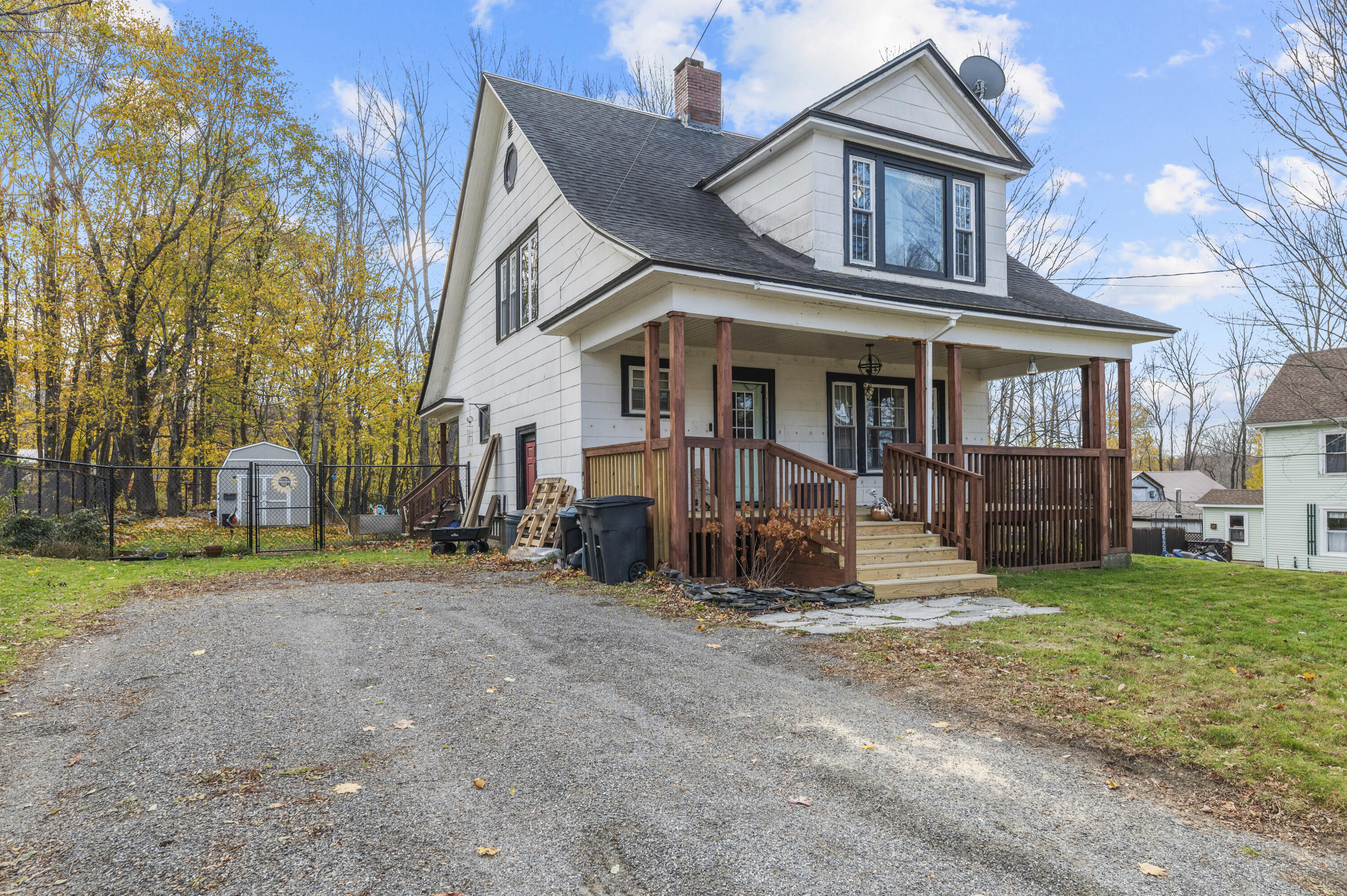 39 Park Street Dexter, ME 04930 - Photo 1 of 47 DSC_8281