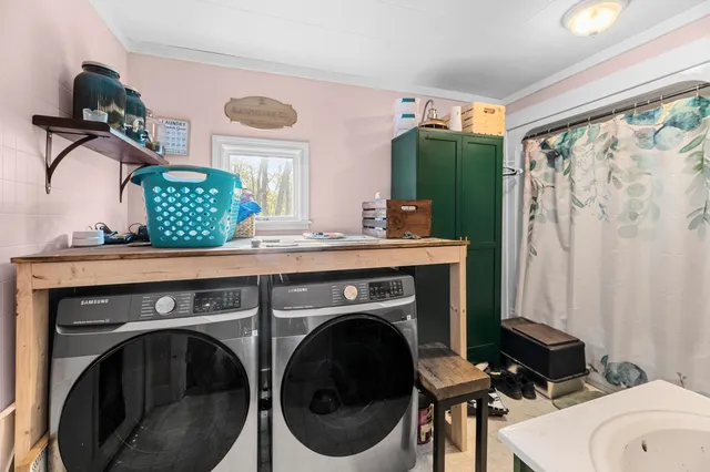 $225,000 | 39 Park Street, Dexter, ME 04930