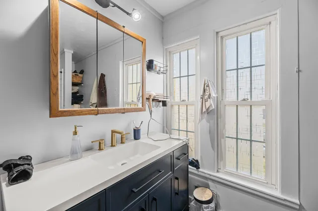 $225,000 | 39 Park Street, Dexter, ME 04930