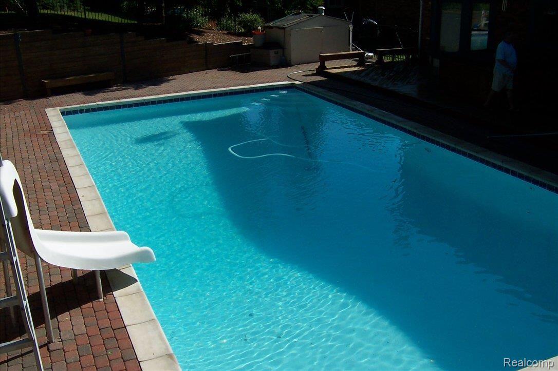 1857 Jason Circle Rochester, MI 48306 - Photo 22 of 23 Pool 2