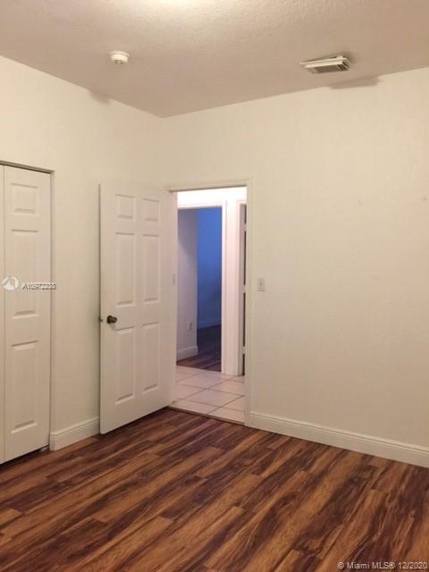 6912 Northwest 179th Street, Unit 1063 Hialeah, FL 33015 - Photo 15 of 20