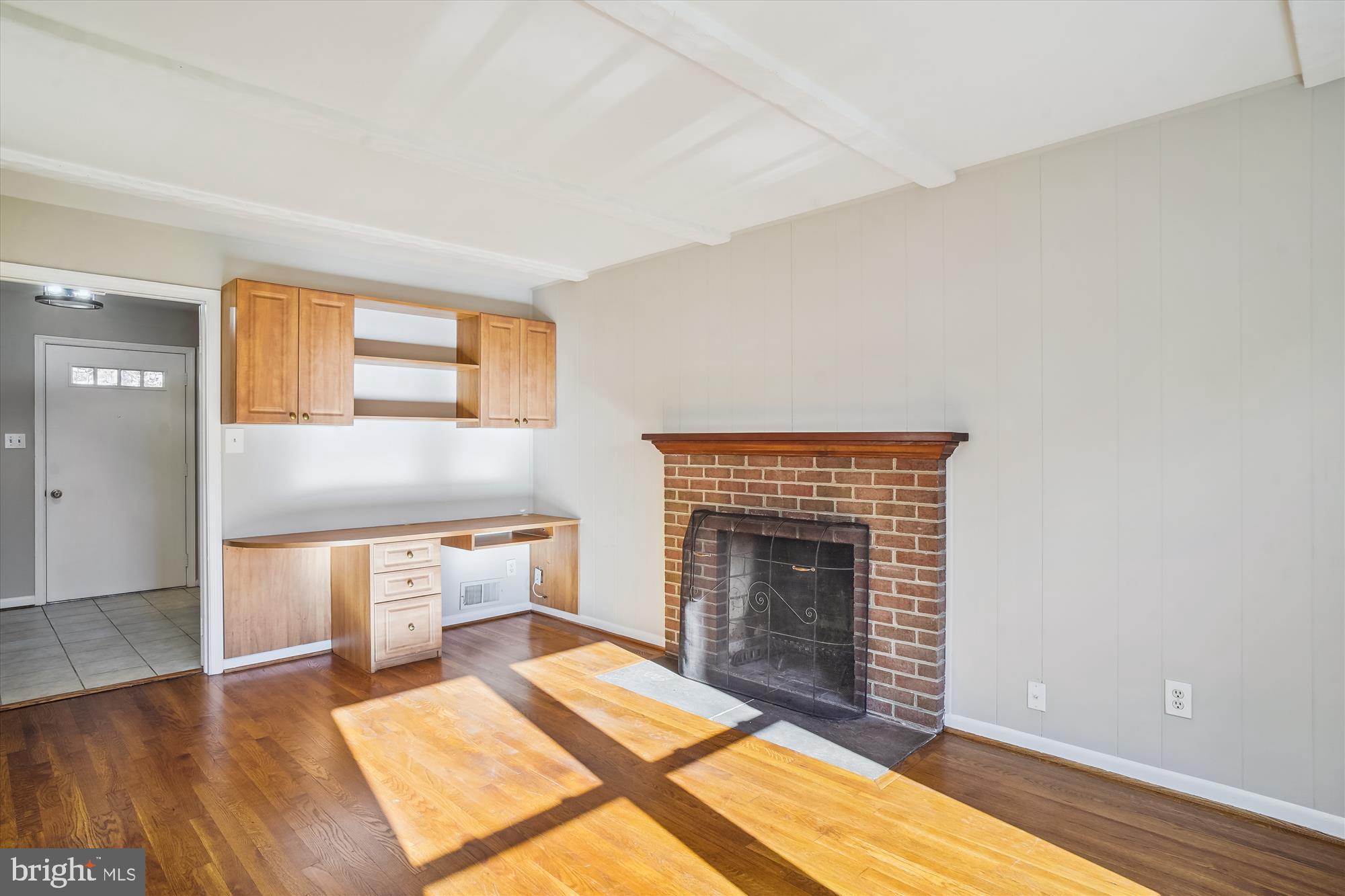 12243 St James Road Potomac, MD 20854 - Photo 14 of 68 Family Room