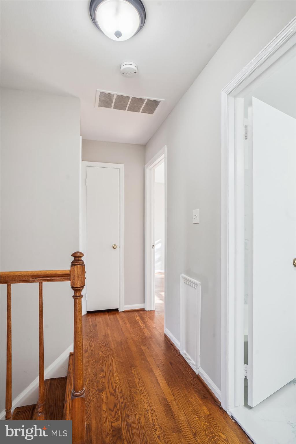12243 St James Road Potomac, MD 20854 - Photo 41 of 68 Hall