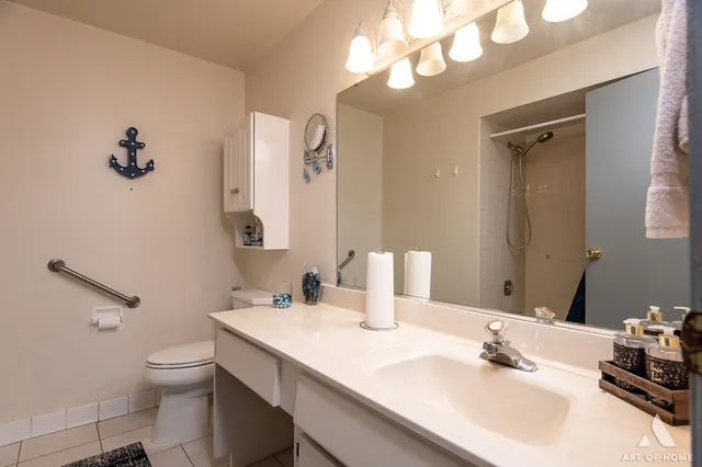 $289,900 | 15713 Orlan Brook Drive, Unit 100, Orland Park, IL 60462