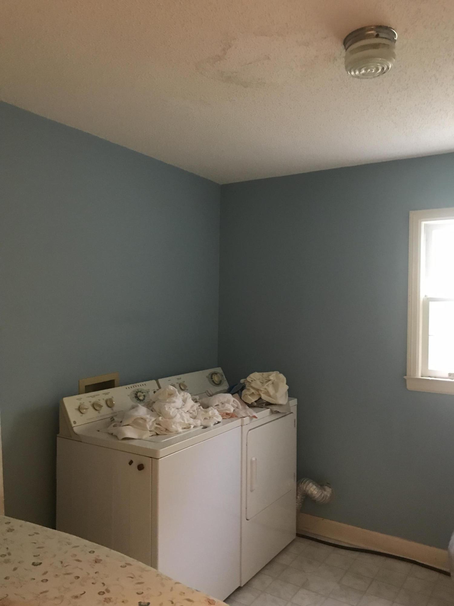 2098 Hiers Corner Road Walterboro, SC 29488 - Photo 24 of 34 Laundry