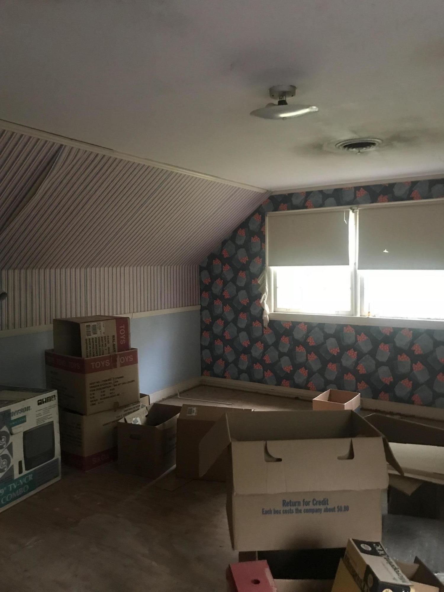 Upstairs Bedroom 1