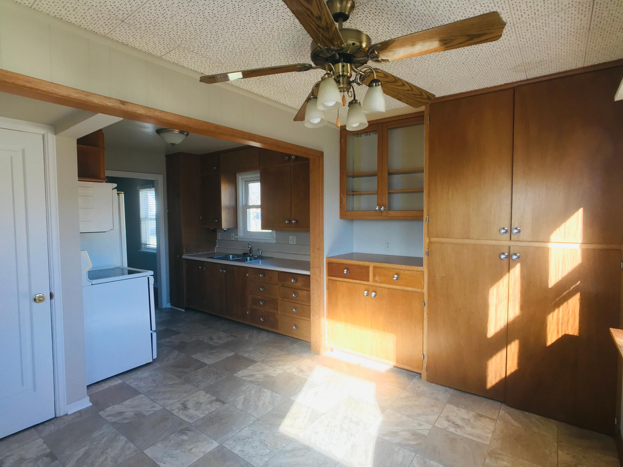 936 12th Avenue Northeast Rochester, MN 55906 - Photo 7 of 25 Gallery Image 7