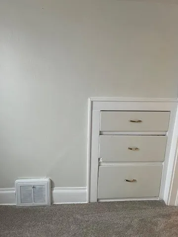 $324,900 | 7924 40th Avenue, Kenosha, WI 53142