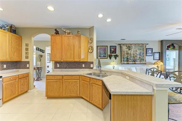 $630,000 | 4211 30th Lane East, Bradenton, FL 34208