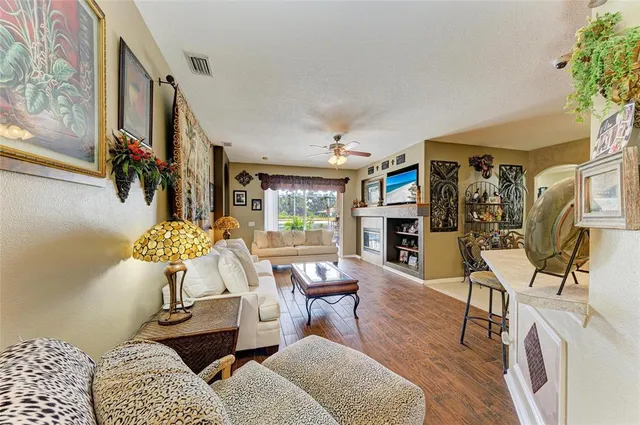 $630,000 | 4211 30th Lane East, Bradenton, FL 34208