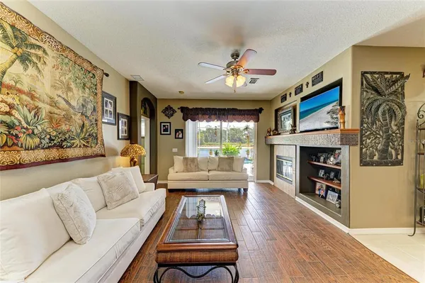$630,000 | 4211 30th Lane East, Bradenton, FL 34208