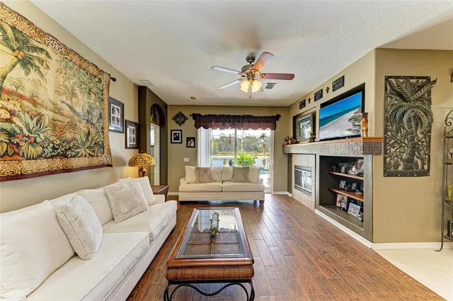 $630,000 | 4211 30th Lane East, Bradenton, FL 34208
