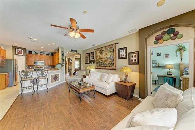 $630,000 | 4211 30th Lane East, Bradenton, FL 34208