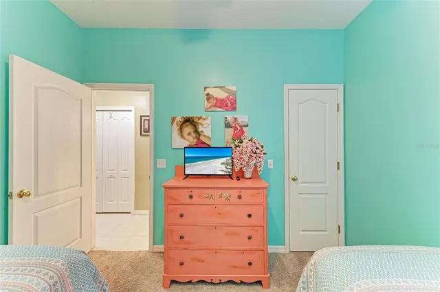 $630,000 | 4211 30th Lane East, Bradenton, FL 34208