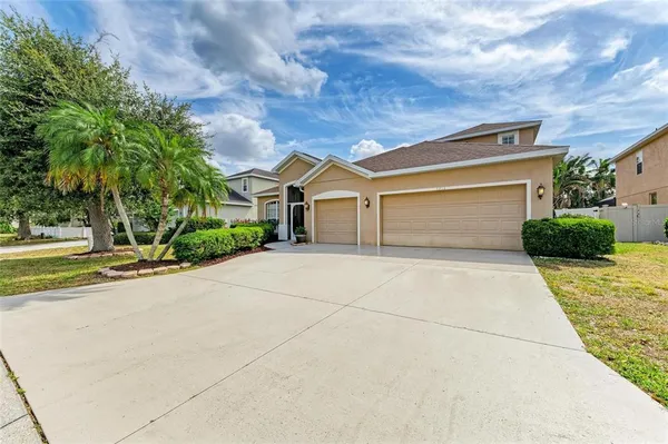 $630,000 | 4211 30th Lane East, Bradenton, FL 34208