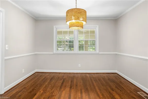 $2,200 | 701 North Peace Haven Road, Winston-Salem, NC 27104