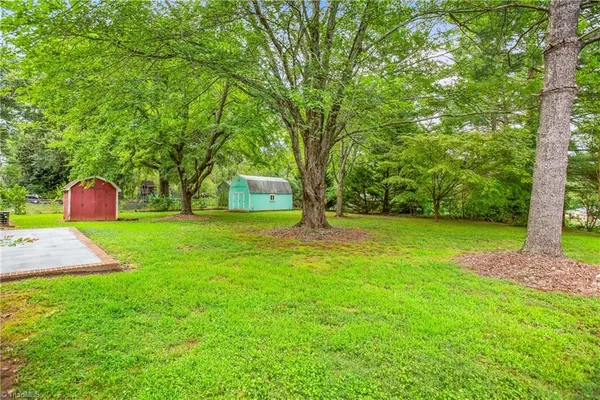 $2,200 | 701 North Peace Haven Road, Winston-Salem, NC 27104