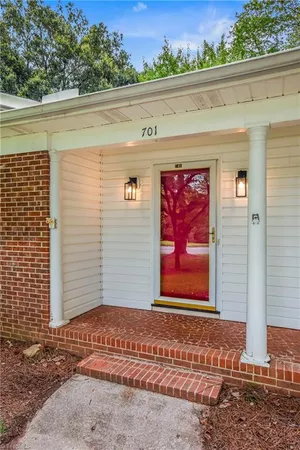 $2,200 | 701 North Peace Haven Road, Winston-Salem, NC 27104