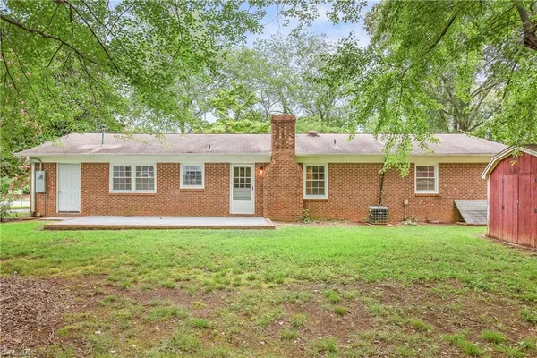 $2,200 | 701 North Peace Haven Road, Winston-Salem, NC 27104