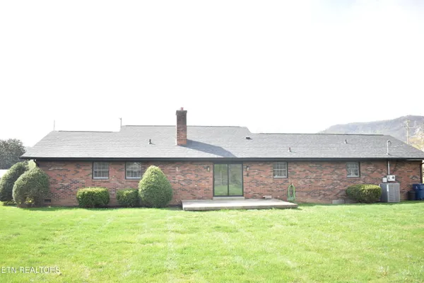 $349,900 | 3306 West Cumberland Avenue, Middlesboro, KY 40965