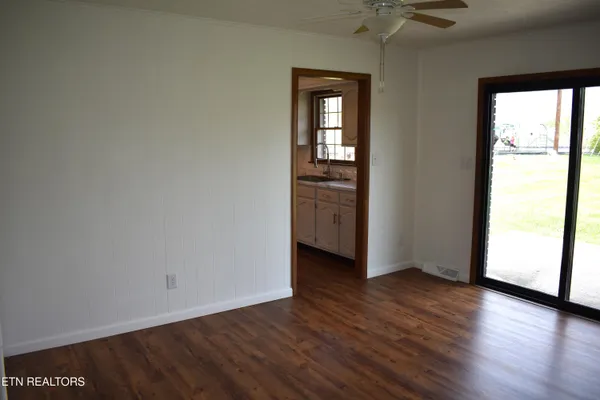 $349,900 | 3306 West Cumberland Avenue, Middlesboro, KY 40965