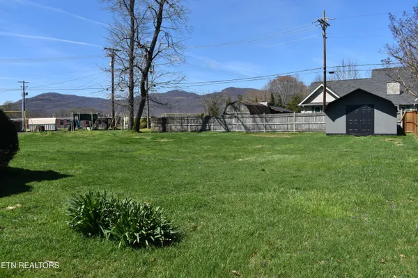 $349,900 | 3306 West Cumberland Avenue, Middlesboro, KY 40965